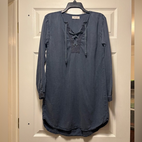 BELLA DAHL Navy Blue Dress with Lace Up Detail and Roll Up Sleeves - Picture 2 of 11